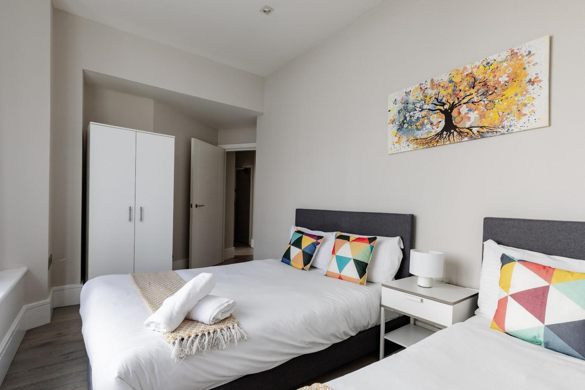 Superb Apartments Opposite Edgware Road Station Londres Quarto foto